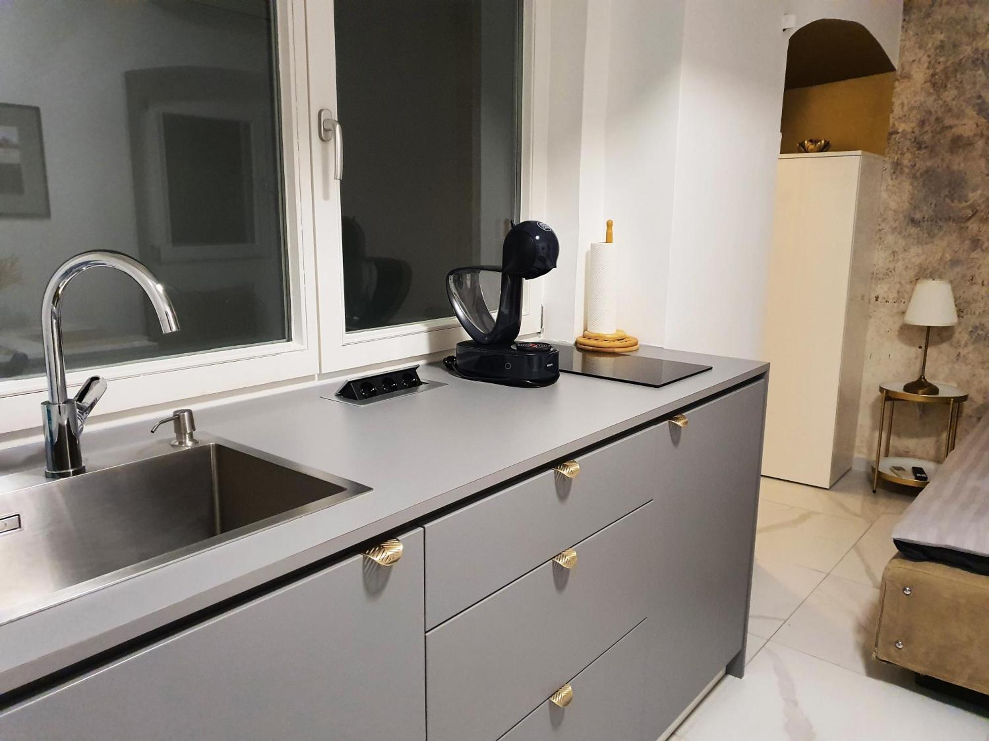 Riverside Elegance Apartma Ljubljana