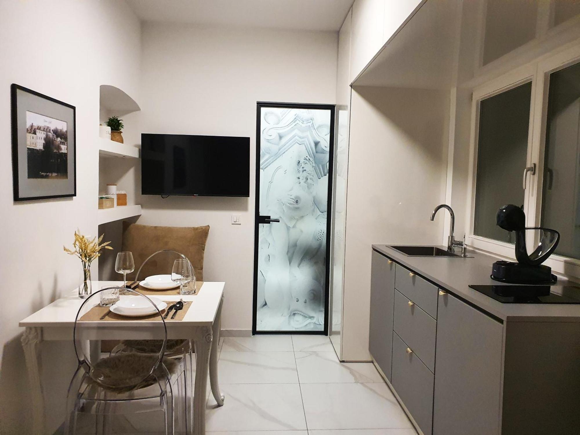 Apartma Riverside Elegance *